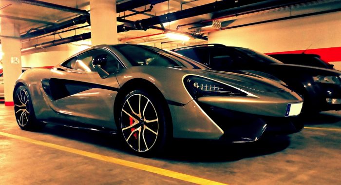 McLaren 570 GT